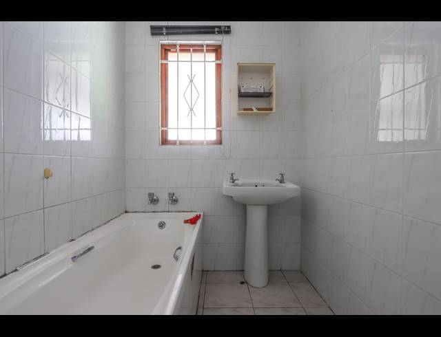 4 BEDROOM HOUSE FOR SALE IN WESTVILLE